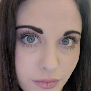 Meet your Posher, Ash-leigh